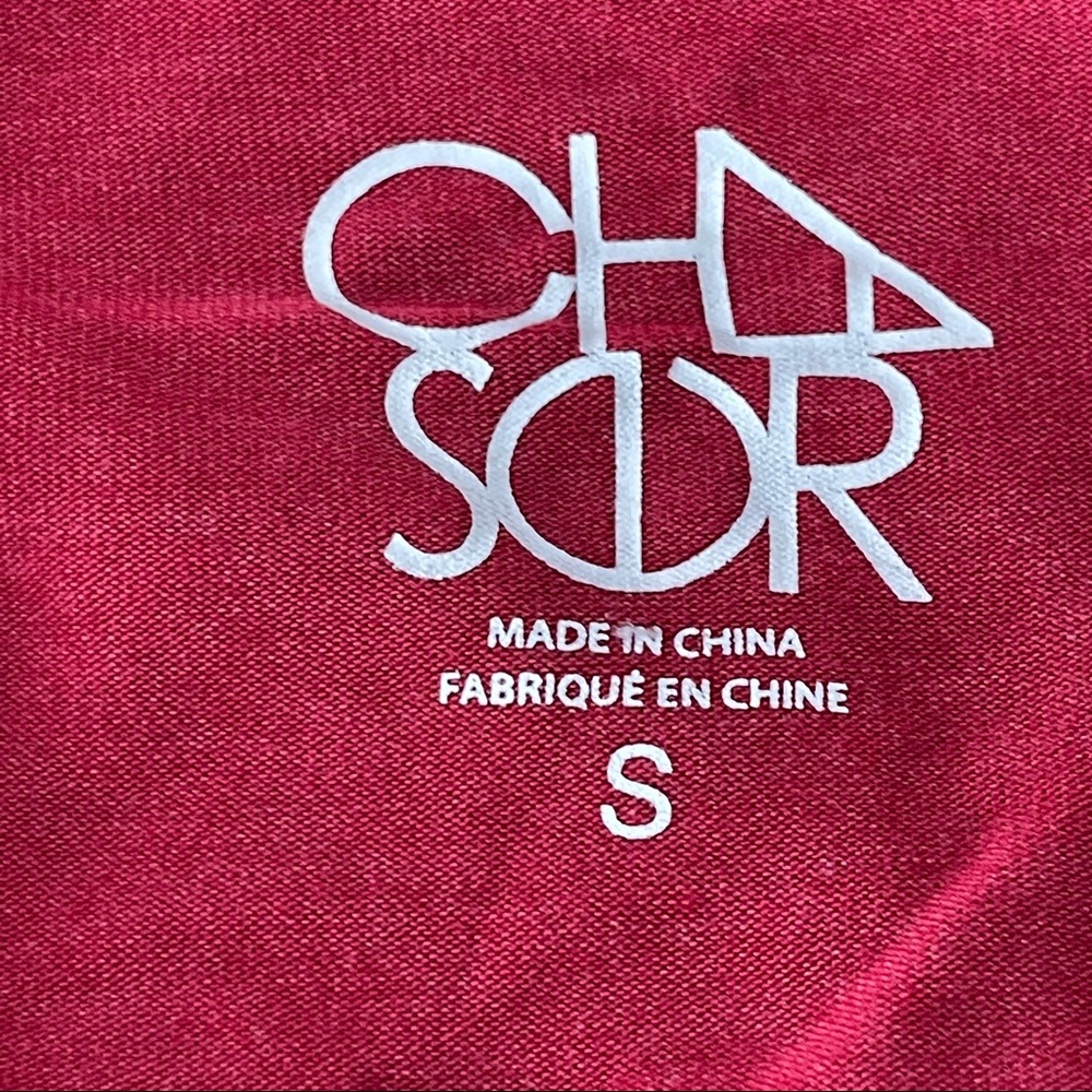 Chaser Red Long Sleeve Saturday Heart Love Open Back Pullover Sweater Size S - Picture 9 of 10